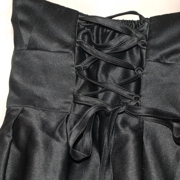 Black Cocktail DRESS With Pleated Front BY COCO MELODY SIZE M USED 4 PHOTO SHOOT - Picture 4 of 5